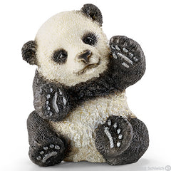 Mała bawiąca się panda SLH14734